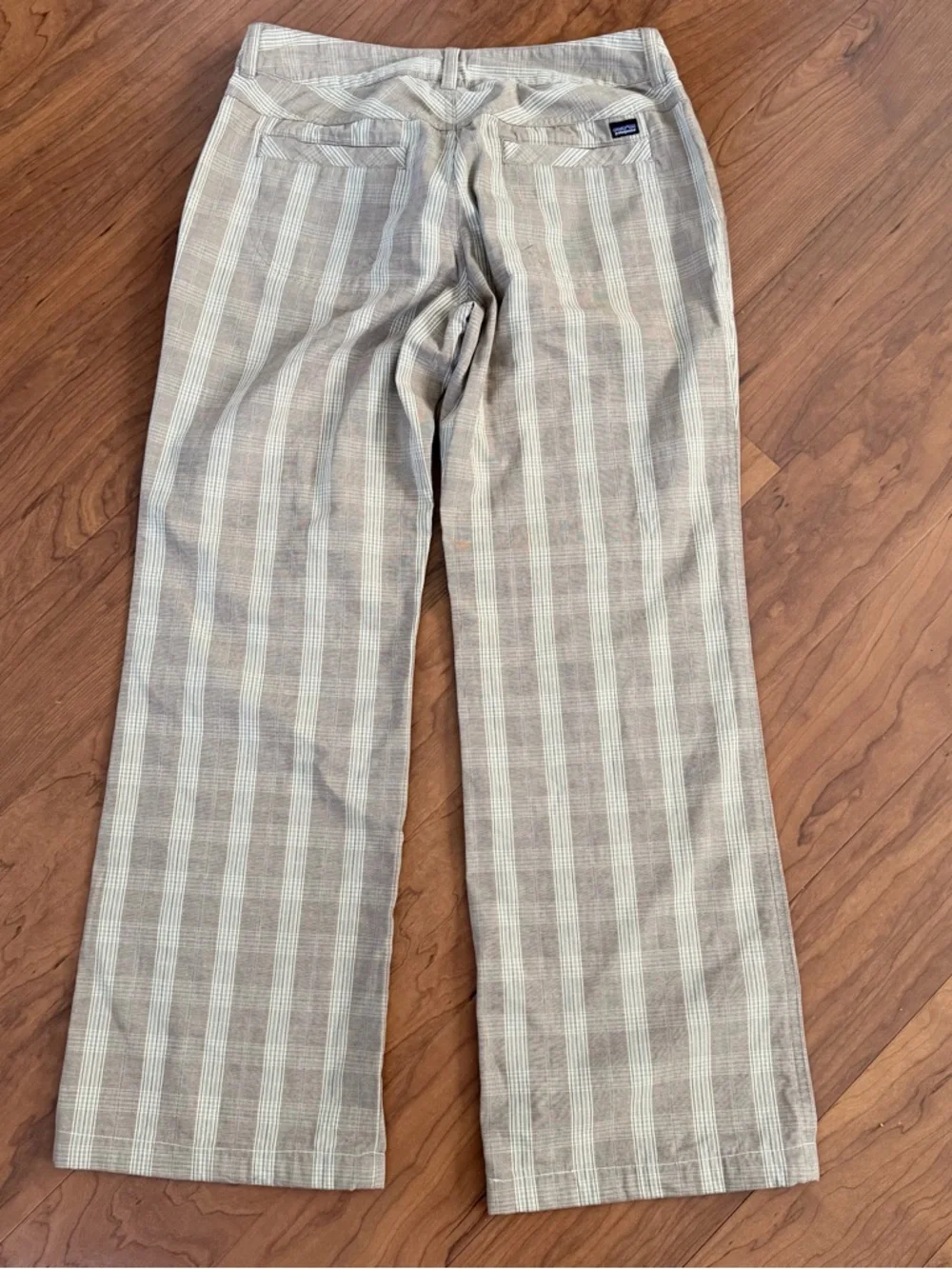 Patagonia Organic Cotton Pants Women's Size 10 Beige Plaid Mid Rise Straight Leg